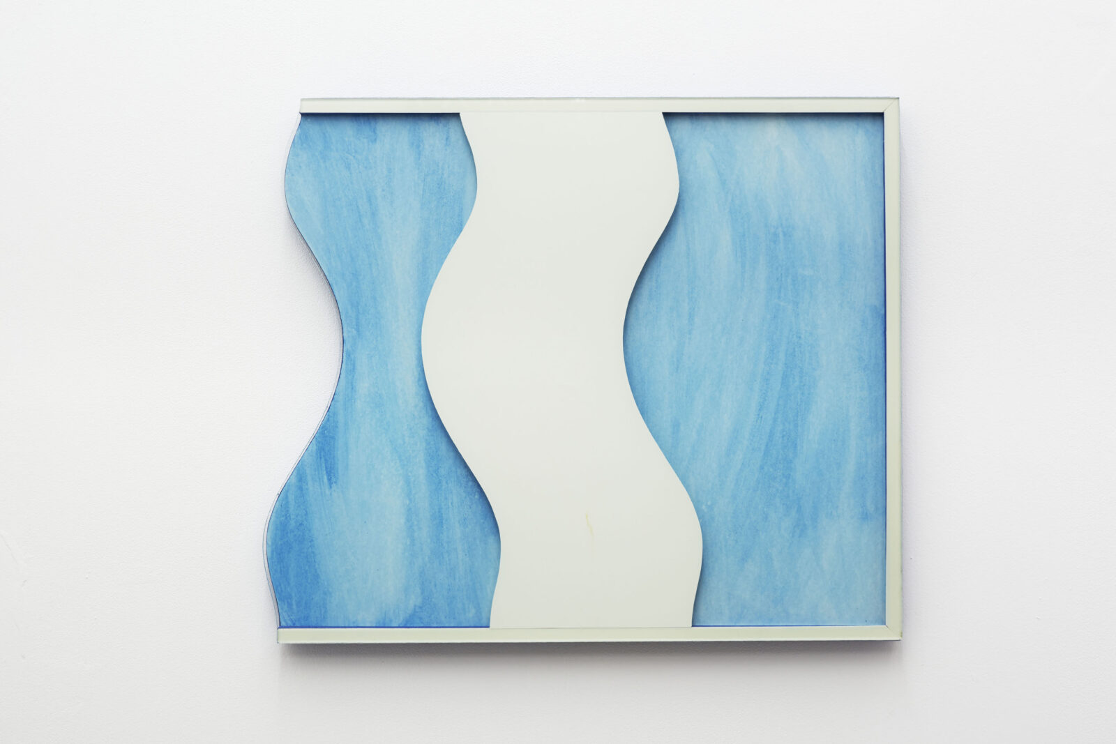 Marcin Zarzeka
Around the corner #4
2015
gouache and plaster on glass, foam board, double-sided tape, rayon tape
39 × 47 cm
